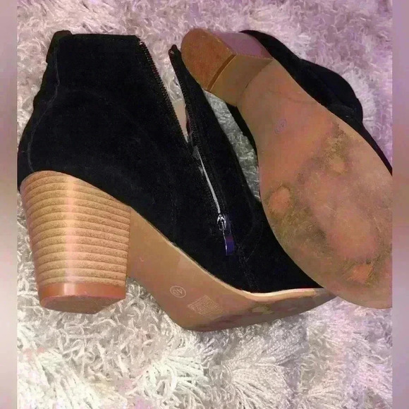 black velvet style boot with heel size 40 - Picture 9 of 10